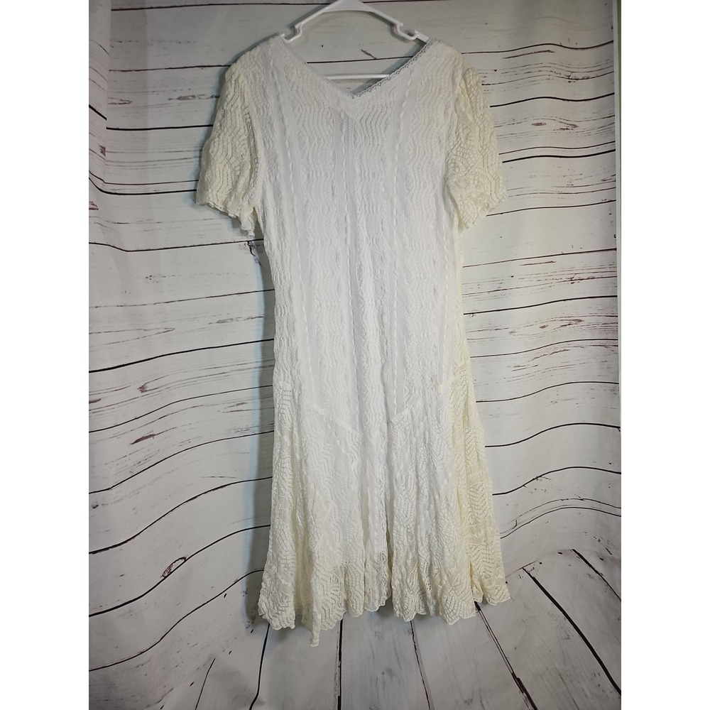 Rabbit Rabbit Rabbit Designs White Chevron Lace Midi‎ Dress Ruffled HEM 16 - Picture 5 of 10